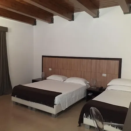 Del Sole 4* Таранто